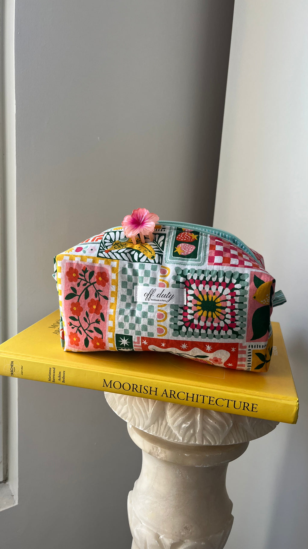 The Riviera pouch