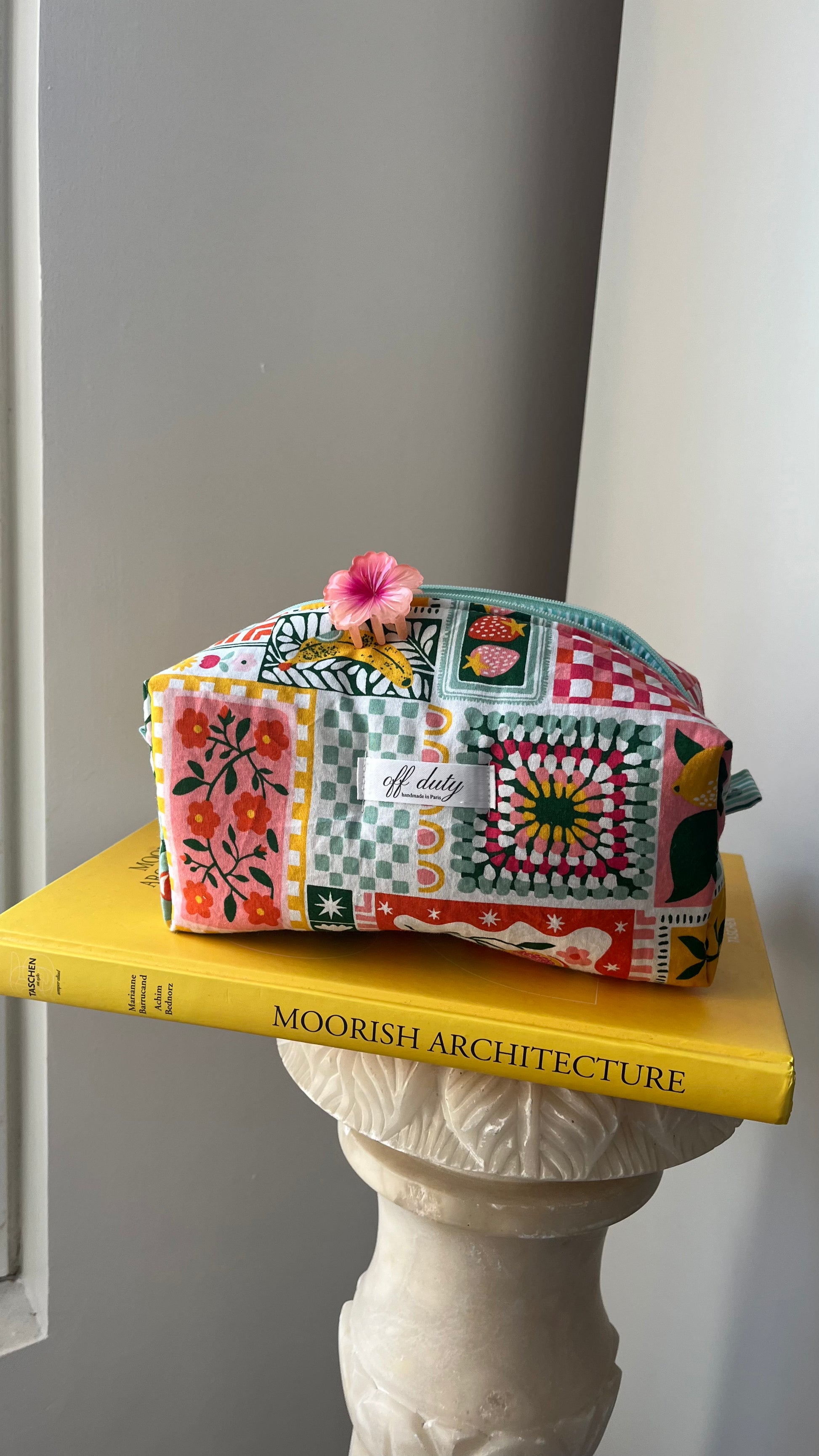 The Riviera pouch