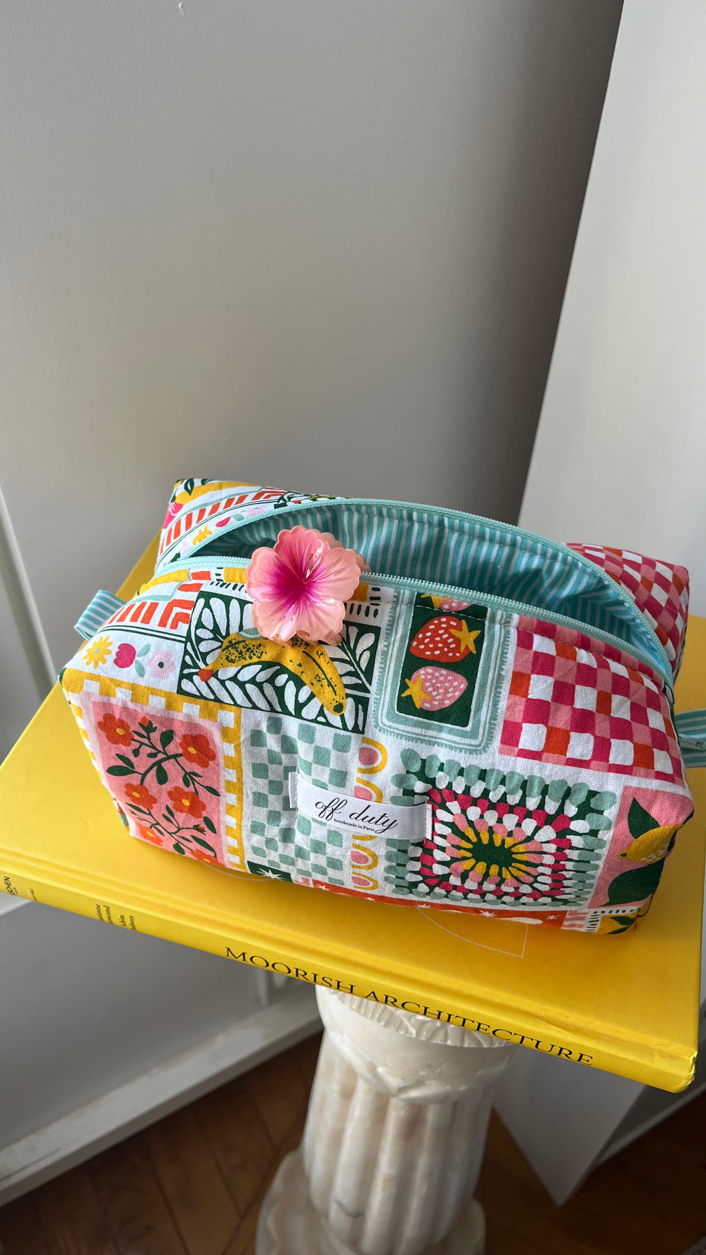 The Riviera pouch